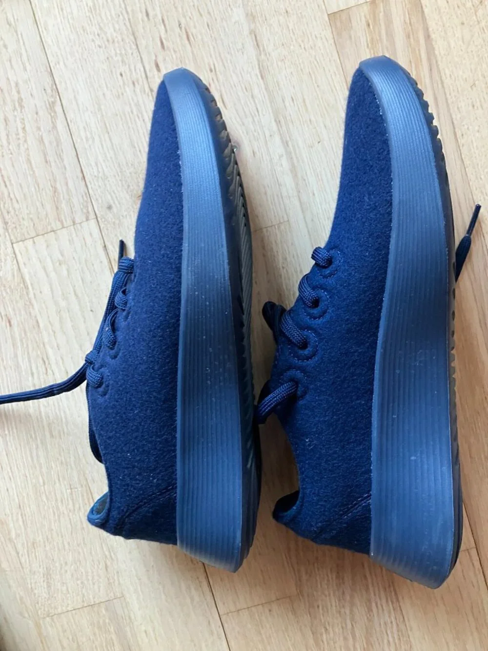 Allbirds Women's Wool Runner Go 2, in Deep Navy, size 9